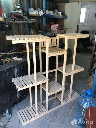 Стеллаж для цветов напольный или на подоконник