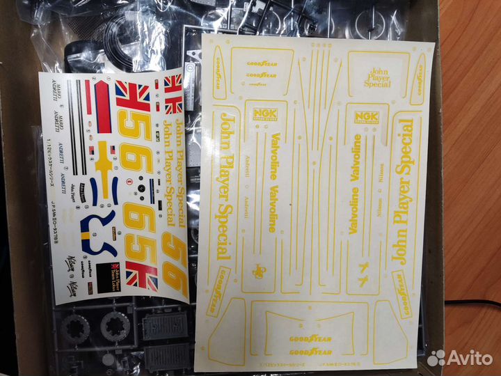 Tamiya 1/12 Lotus 78 + деки