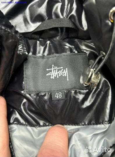 Глянцевый пуховик Stussy для уверенных