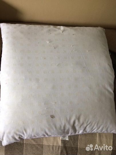 Подушка пуховая бу