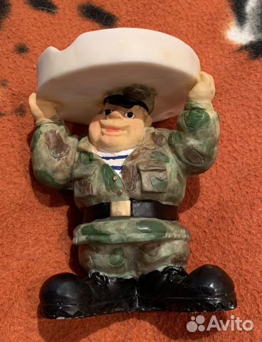 Пепельница Военный