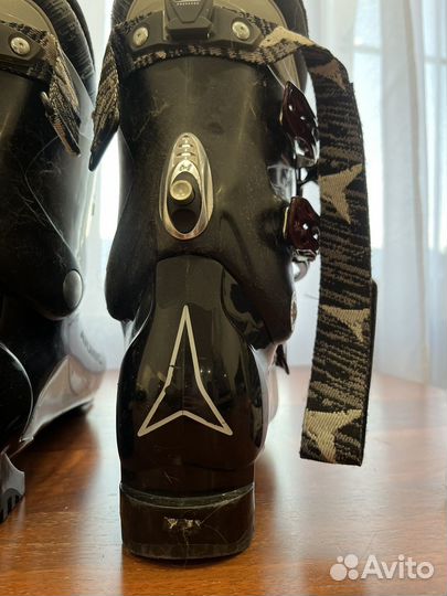 Горные лыжи + ботинки + крепления + палки