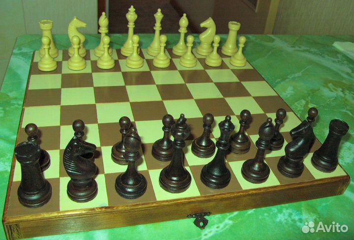Шахматы деревянные