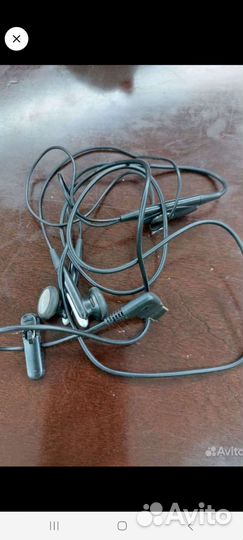 Проводные наушники samsung