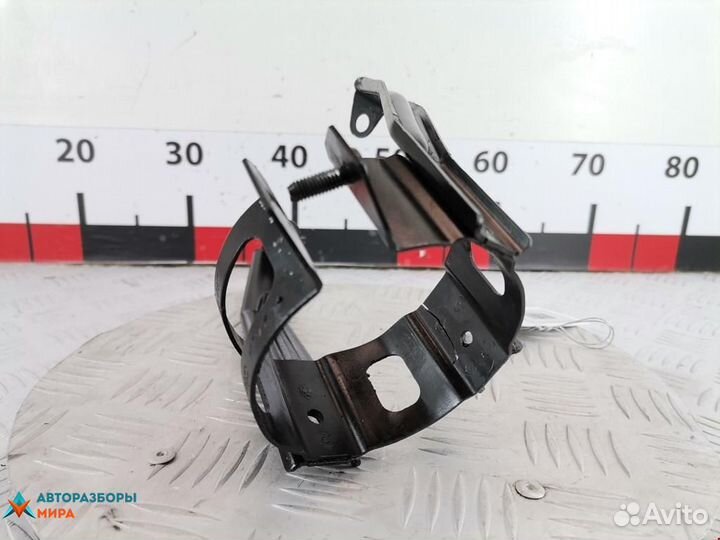 Кронштейн топливного фильтра Audi A4 B5 1999