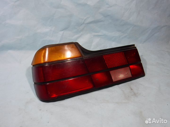 Фонарь задний левый BMW 7er E32 / бмв Е32