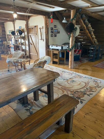 Дом 192 м² на участке 1,4 га