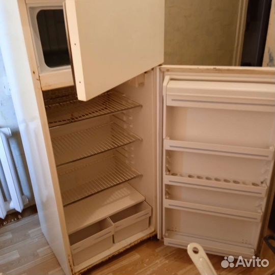 Холодильник бу
