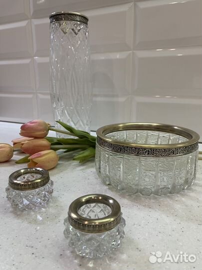 Вазы с мельхиоровым ободком