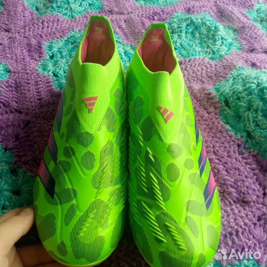 Бутсы adidas predator x