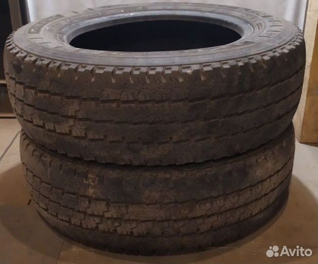 Michelin Agilis 81 215/65 R16