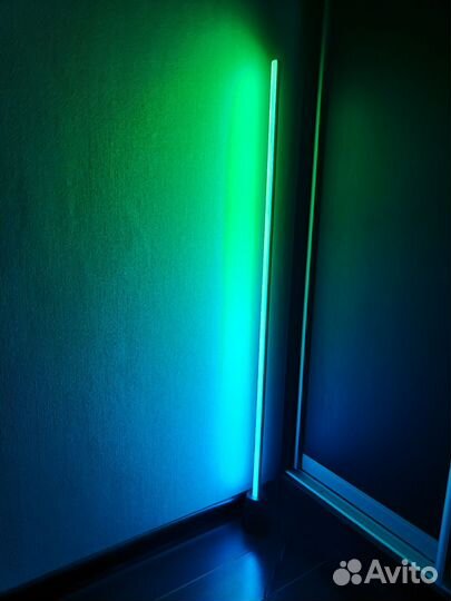 Напольный угловой LED светильник RGB