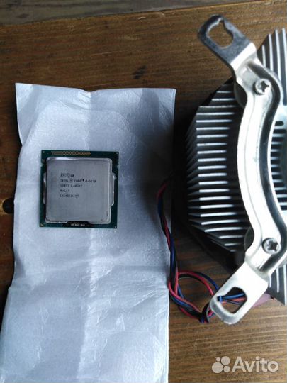 Процессор с радиатором и куллером