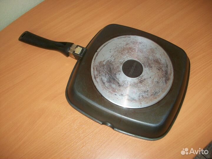 Сковорода гриль Attribute 29 на 29 см