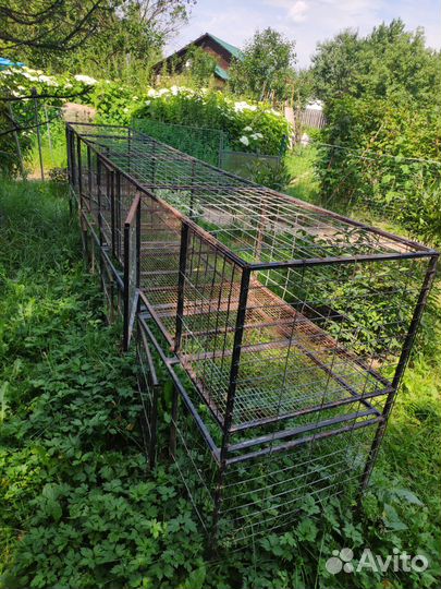 Клетка домашней птицы