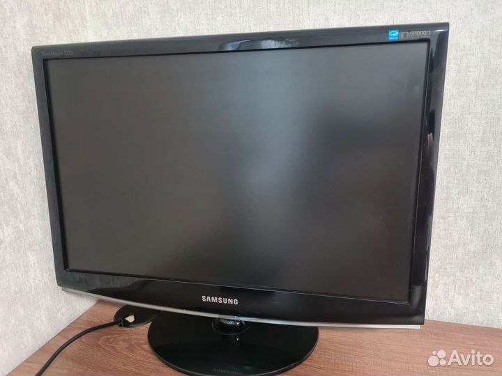 Монитор Samsung
