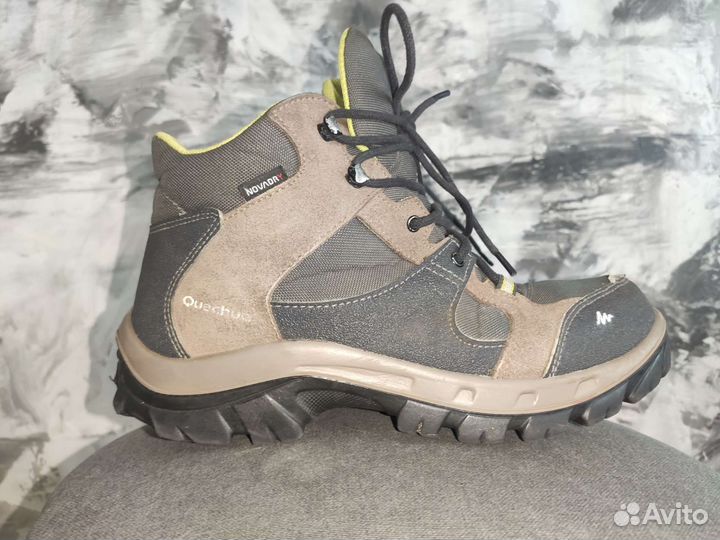 Треккинговые французские ботинки Quechua 38 размер