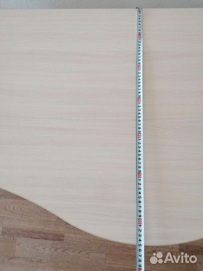 Стол компьютерный млечный дуб