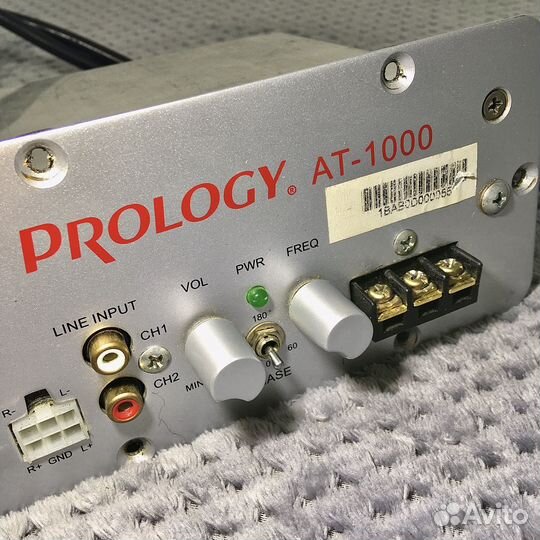 Усилитель для автомобильного сабвуфера