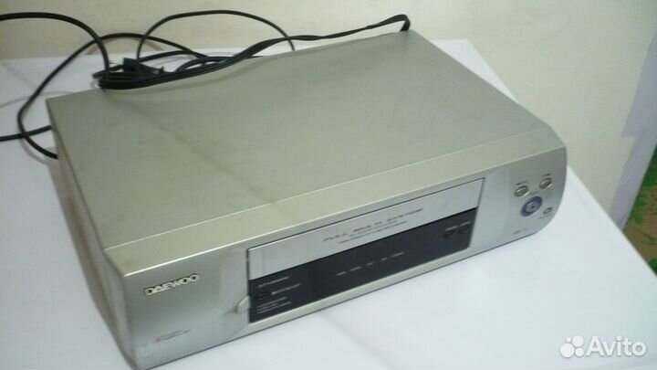 Видик пишущий Daewoo ST-420K кассеты с фильмами