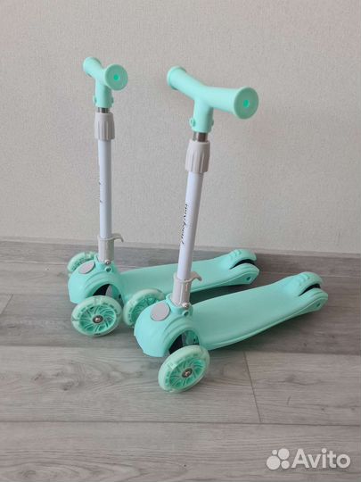 Самокат детский новый