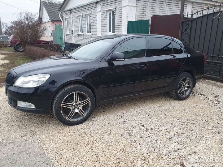 Skoda Octavia 1.6 МТ, 2013, 169 000 км