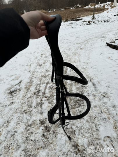Уздечка для лошади