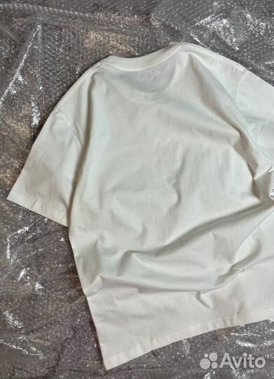 Футболка comme des garcons cdg