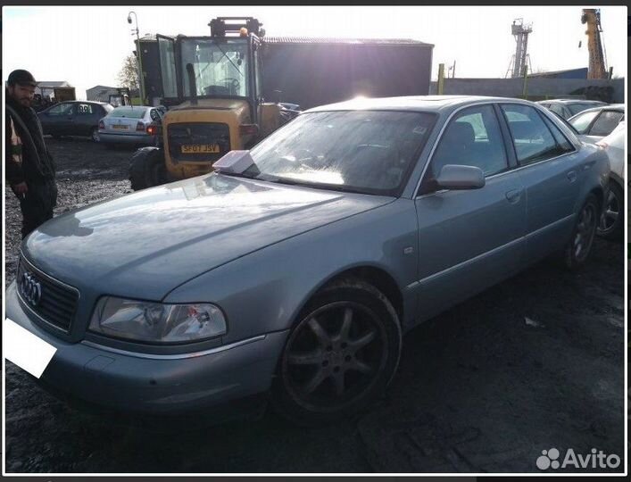 Разбор на запчасти Audi A8 (D2)