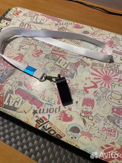 Свисток судейский