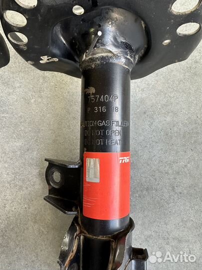 Стойки передние на hyndai/kia