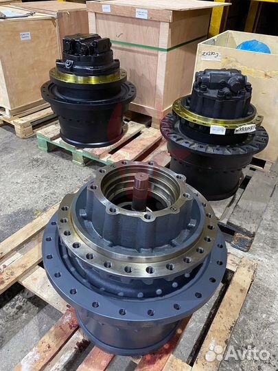 Редуктор хода CAT 318D2L