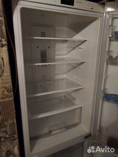 Холодильник LG