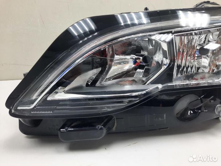 Фара левая peugeot 3008 / 5008 2016-2020 981047818