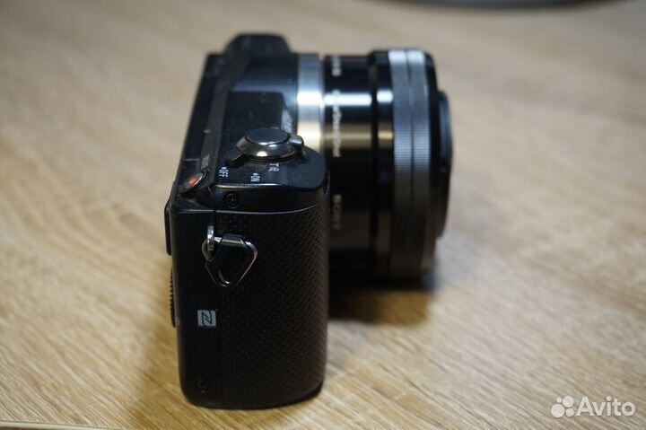 Фотоаппарат Sony a5000 Пробег менее 1000 кадров