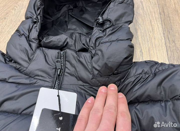 Куртки Tommy Hilfinger удобные