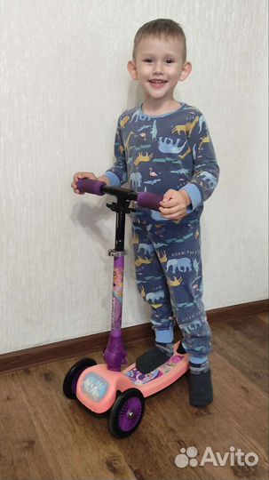 Самокат детский трехколесный