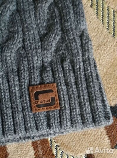 Новая шапка ostin