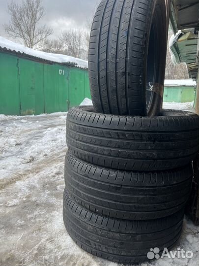 Bridgestone Alenza 001 245/50 R19 105W