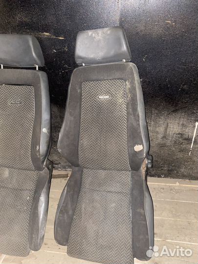 Сиденья recaro