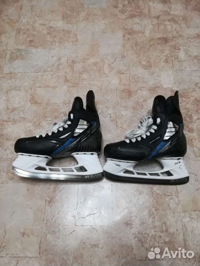 Коньки хоккейные True 6.5D