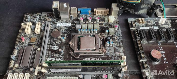 Материнская плата с процессором i52400