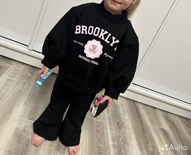 Костюм для девочки на флисе