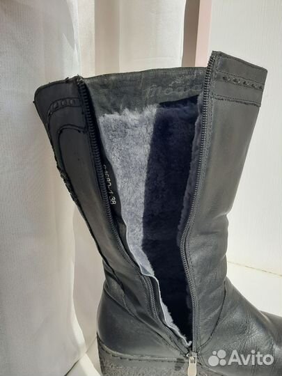Зимние женские сапоги 38