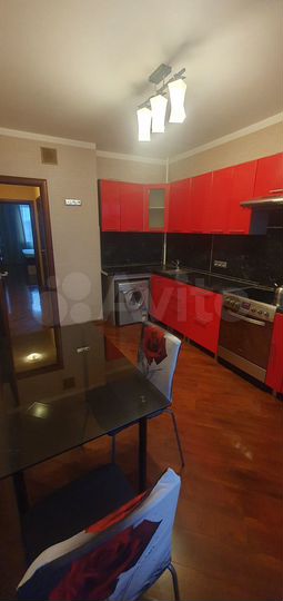 2-к. квартира, 62 м², 7/17 эт.