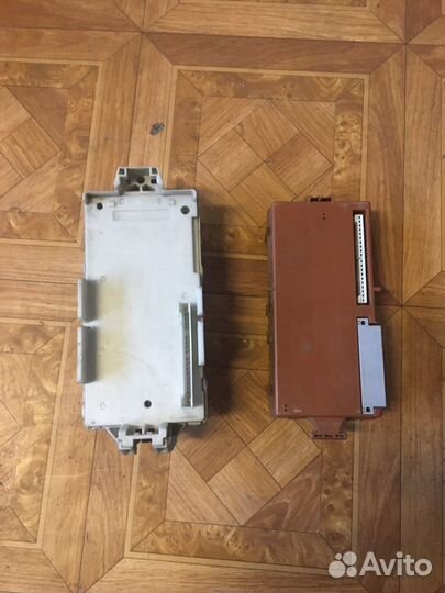 Блок предохранителей Mitsubishi Lancer 9