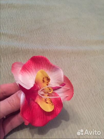 Заколка для волос