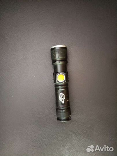 Фонарик светодиодный аккумуляторный