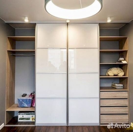 Шкаф купе. Бесплатная доставка