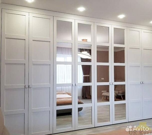 Шкаф распашной